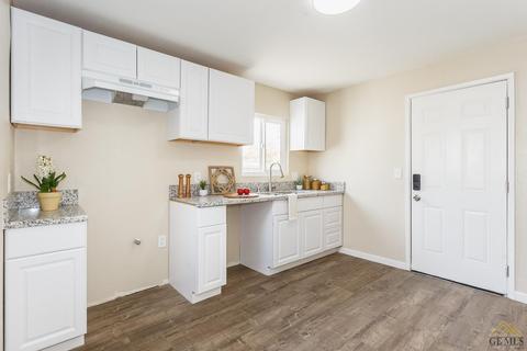 1307 Gorrill St, Bakersfield, CA 93307 photo 9