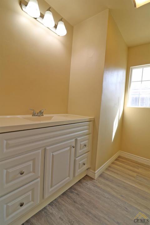 503 Pierce St, Taft, CA 93268 photo 11