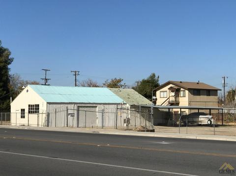 300 E Roberts Ln, Bakersfield, CA 93308 photo 1