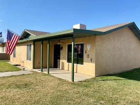 324 E Woodrow St, Taft, CA 93268 photo 3