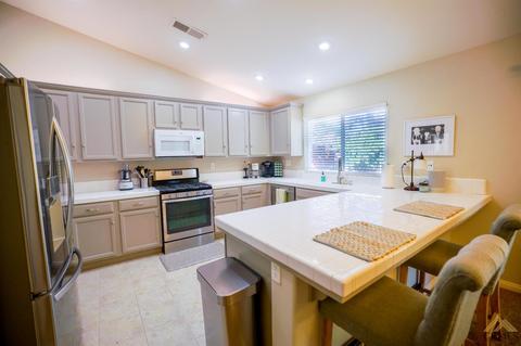 12612 Stemple Dr, Bakersfield, CA 93312 photo 11