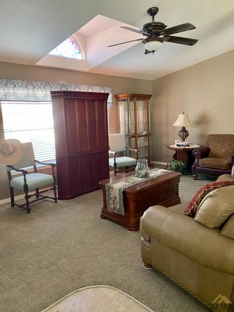 102 Tyler St, Taft, CA 93268 photo 23