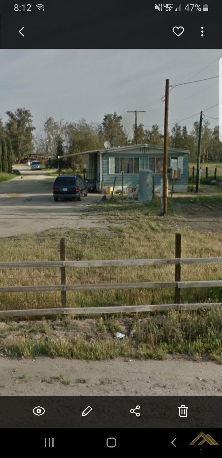 13096 Ave 72, Earlimart, CA 93219