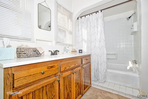 901 D St, Wasco, CA 93280 photo 1