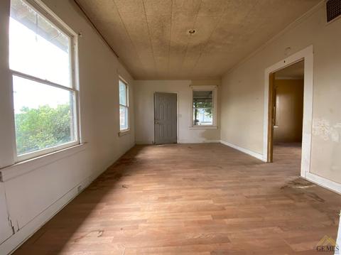 300 Olive St, Maricopa, CA 93252 photo 3