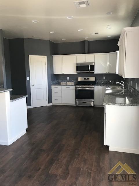 28350 Preakness Dr, Tehachapi, CA 93561 photo 3