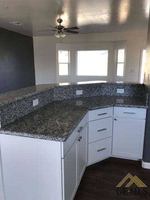 28350 Preakness Dr, Tehachapi, CA 93561 photo 4