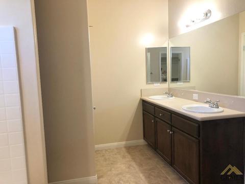 7515 Carson River Rd, Bakersfield, CA 93311 photo 5