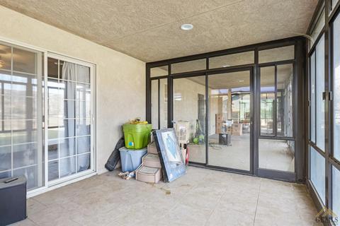 29921 Jamaica Dunes Dr, Tehachapi, CA 93561 photo 15