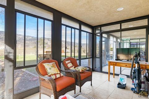 29921 Jamaica Dunes Dr, Tehachapi, CA 93561 photo 13