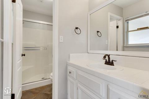 8409 Winlock St, Bakersfield, CA 93312 photo 14