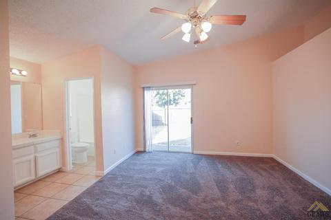 596 Johnston Ave, Shafter, CA 93263 photo 10