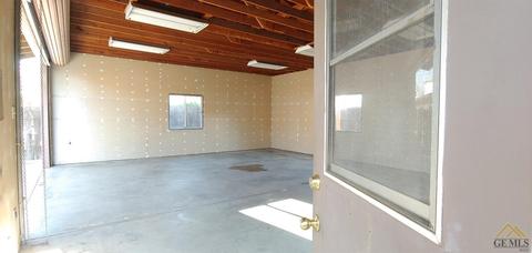 4300 Poach St, Bakersfield, CA 93313 photo 9