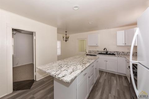 420 D St, Taft, CA 93268 photo 8