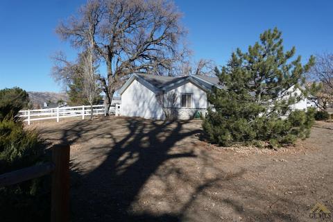27851 Hialeah Dr, Tehachapi, CA 93561 photo 2