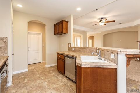 790 Pine Cone St, Shafter, CA 93263 photo 15