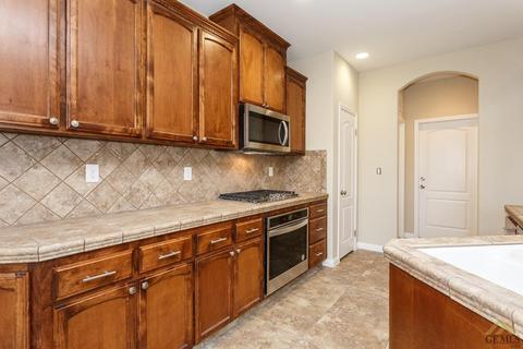 790 Pine Cone St, Shafter, CA 93263 photo 14
