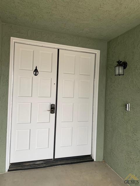 413 Sierra St, Taft, CA 93268 photo 3