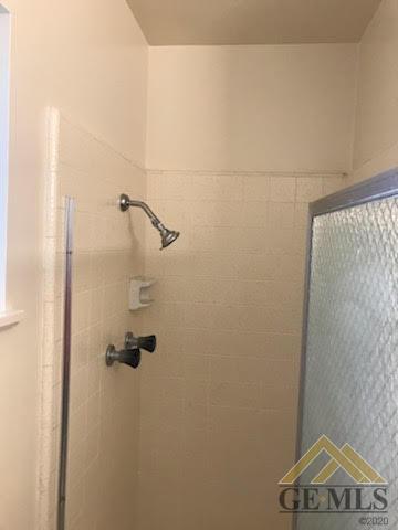 418 Stokes Ln, Taft, CA 93268 photo 12