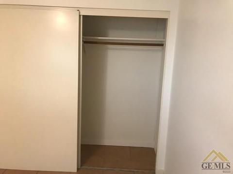 418 Stokes Ln, Taft, CA 93268 photo 8