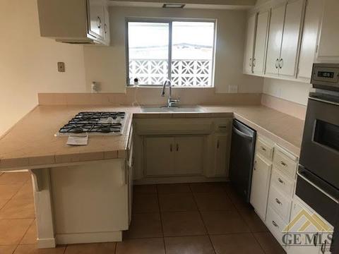 418 Stokes Ln, Taft, CA 93268 photo 6
