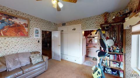 172 E Whitelane, Bakersfield, CA 93307 photo 15