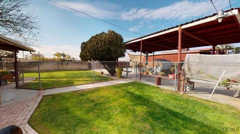 172 E Whitelane, Bakersfield, CA 93307 photo 5