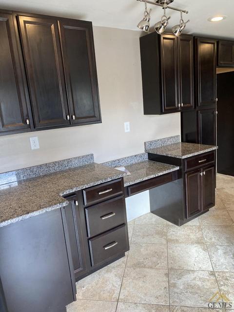 601 Fillmore St, Taft, CA 93268 photo 3