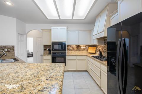 15631 Screaming Eagle, Bakersfield, CA 93314 photo 17