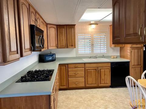 4404 Paramount St, Bakersfield, CA 93313 photo 6
