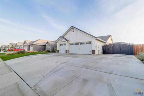 5815 Samuelson St, Bakersfield, CA 93313 photo 1