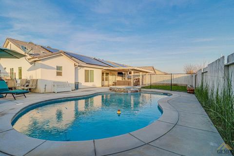 5815 Samuelson St, Bakersfield, CA 93313 photo 8