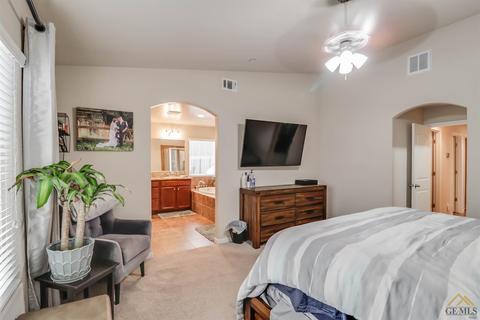 5815 Samuelson St, Bakersfield, CA 93313 photo 36