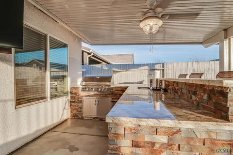 5815 Samuelson St, Bakersfield, CA 93313 photo 13