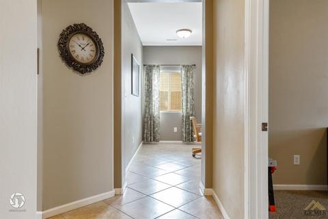 6812 Rangeview Dr, Bakersfield, CA 93312 photo 24