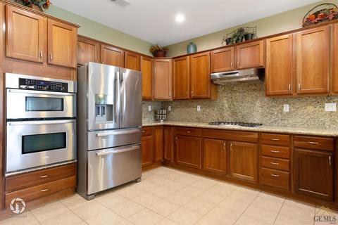 6812 Rangeview Dr, Bakersfield, CA 93312 photo 13