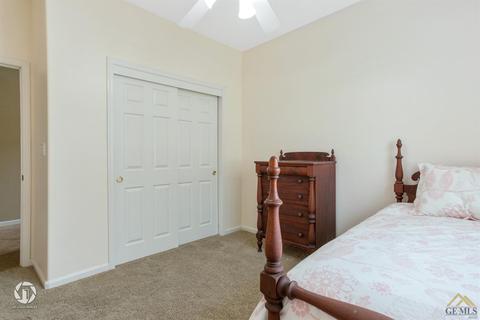 6812 Rangeview Dr, Bakersfield, CA 93312 photo 28