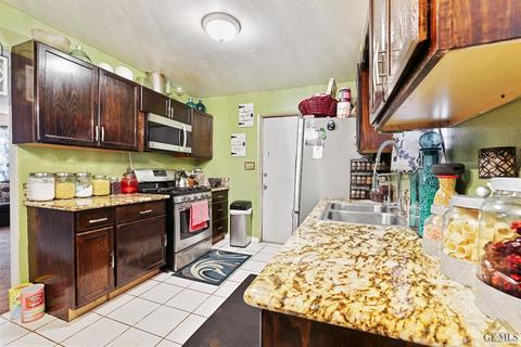 8904 Jeffry Ave, Lamont, CA 93241 photo 10
