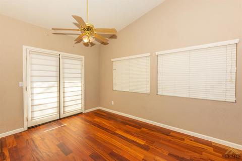 7425 Stone Breakers Ave, Bakersfield, CA 93313 photo 8