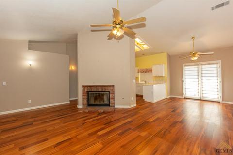 7425 Stone Breakers Ave, Bakersfield, CA 93313 photo 5
