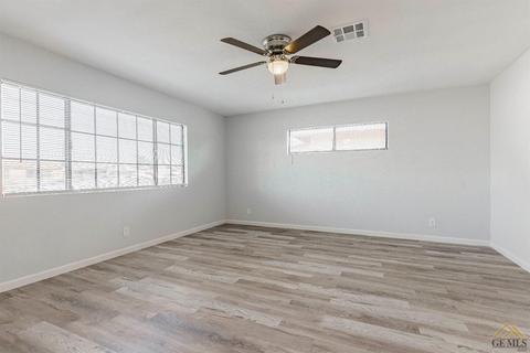 1233 13th St, Wasco, CA 93280 photo 6