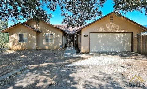 18100 Tejon Dr, Tehachapi, CA 93561 photo 2