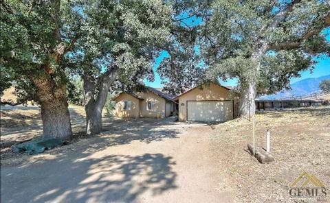 18100 Tejon Dr, Tehachapi, CA 93561 photo 1