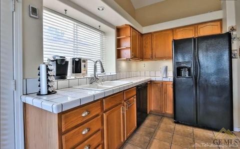 18100 Tejon Dr, Tehachapi, CA 93561 photo 13