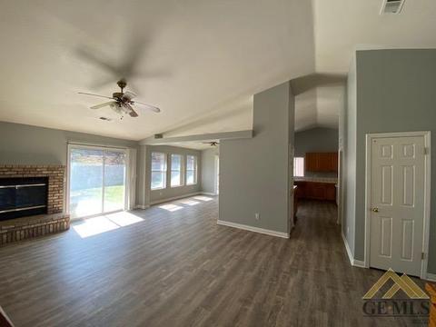 814 Mallory Ct, Taft, CA 93268 photo 5