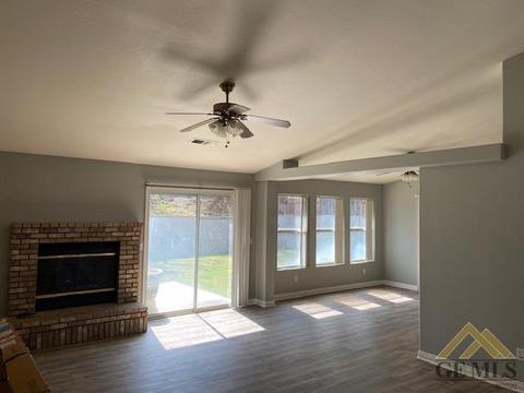 814 Mallory Ct, Taft, CA 93268 photo 4