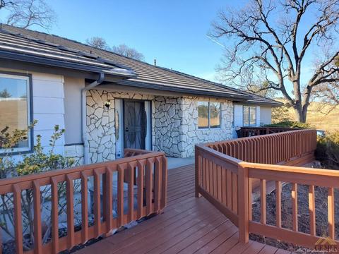 30300 Horsethief Dr, Tehachapi, CA 93561 photo 1