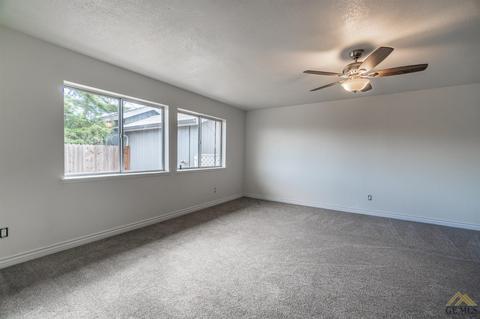 30300 Horsethief Dr, Tehachapi, CA 93561 photo 14
