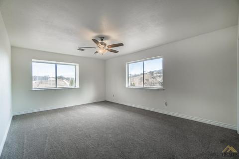 30300 Horsethief Dr, Tehachapi, CA 93561 photo 16