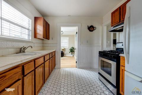 600 Lincoln St, Bakersfield, CA 93305 photo 9